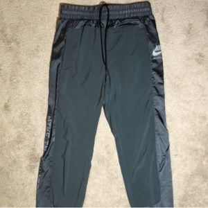 Nike International Track Pants | Women's Medium